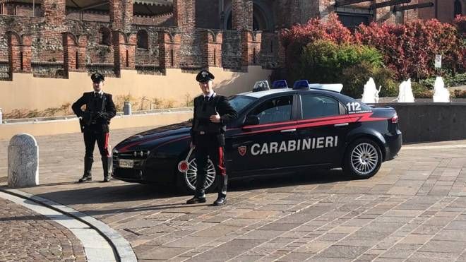 I carabinieri del nucleo Radiomobile di Cantù