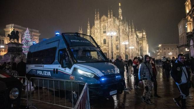 Piazza Duomo presidiata dalla polizia la notte di Capodanno