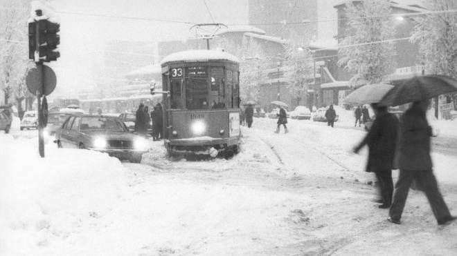 Uno scatto della nevicata dell'85 a Milano