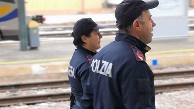 Gli uomini della Polizia ferroviaria sono riusciti a bloccare i minorenni